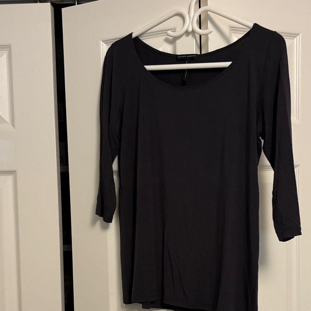 Sarah Pacini Charcoal layering tee